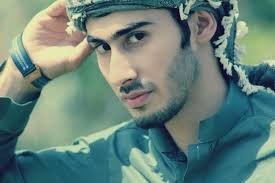 aawais